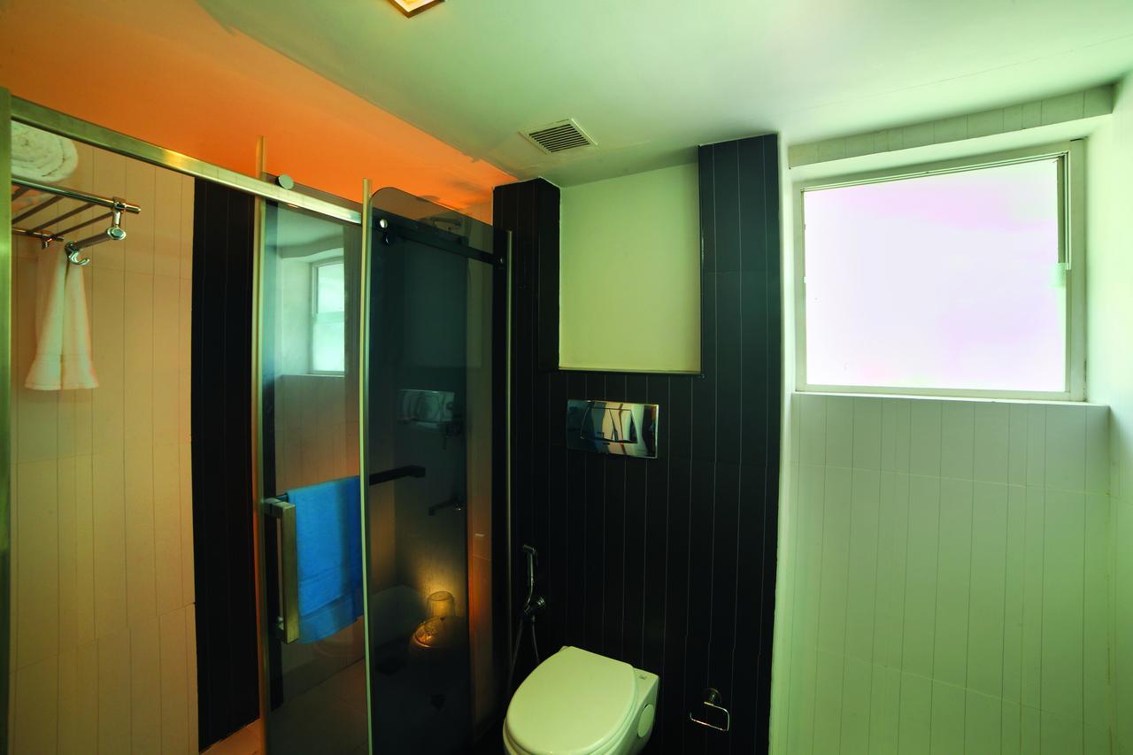 Hotel Zodiac Regency Kollam Ngoại thất bức ảnh
